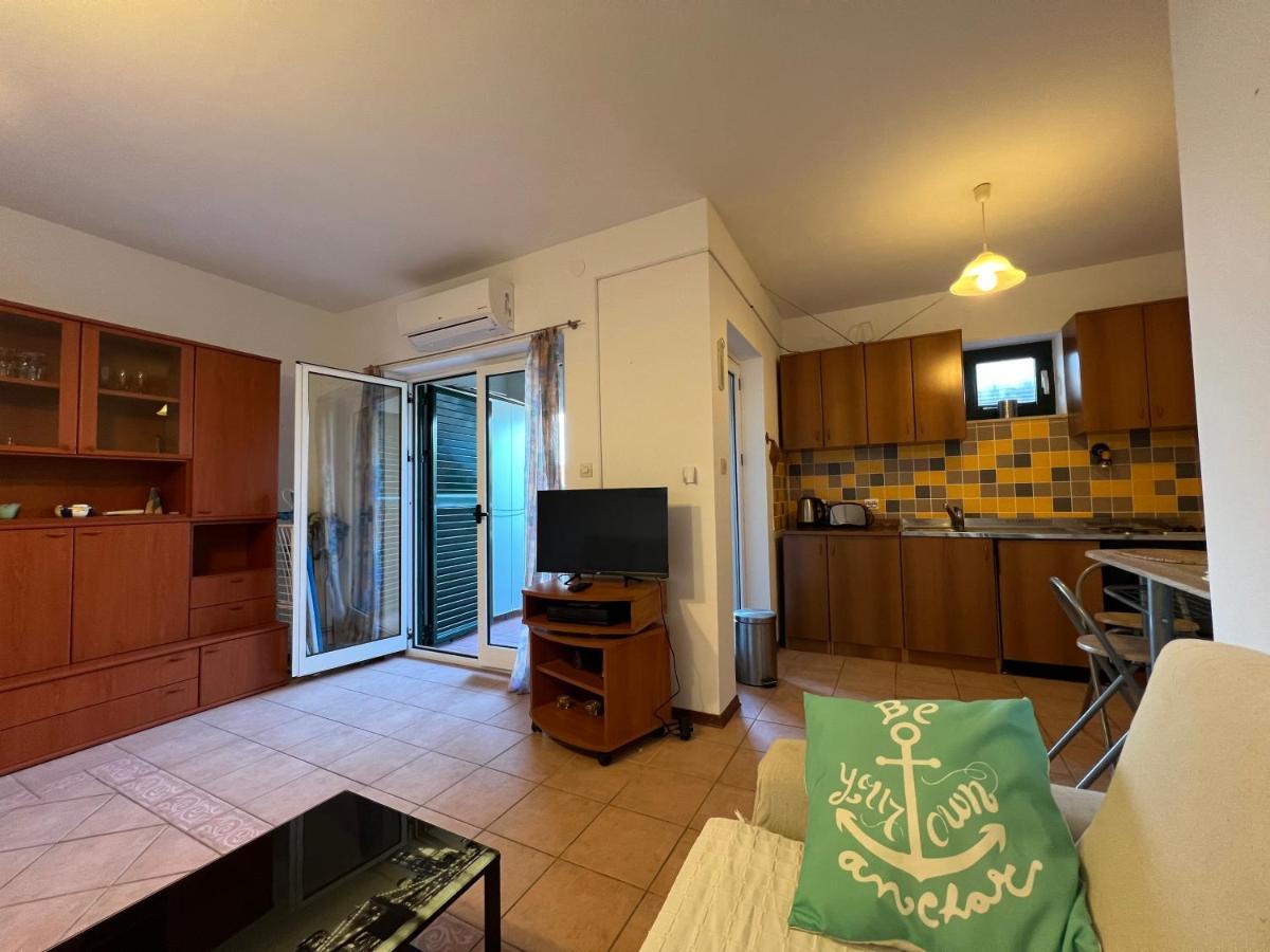 Apartment Luka Novalja Εξωτερικό φωτογραφία